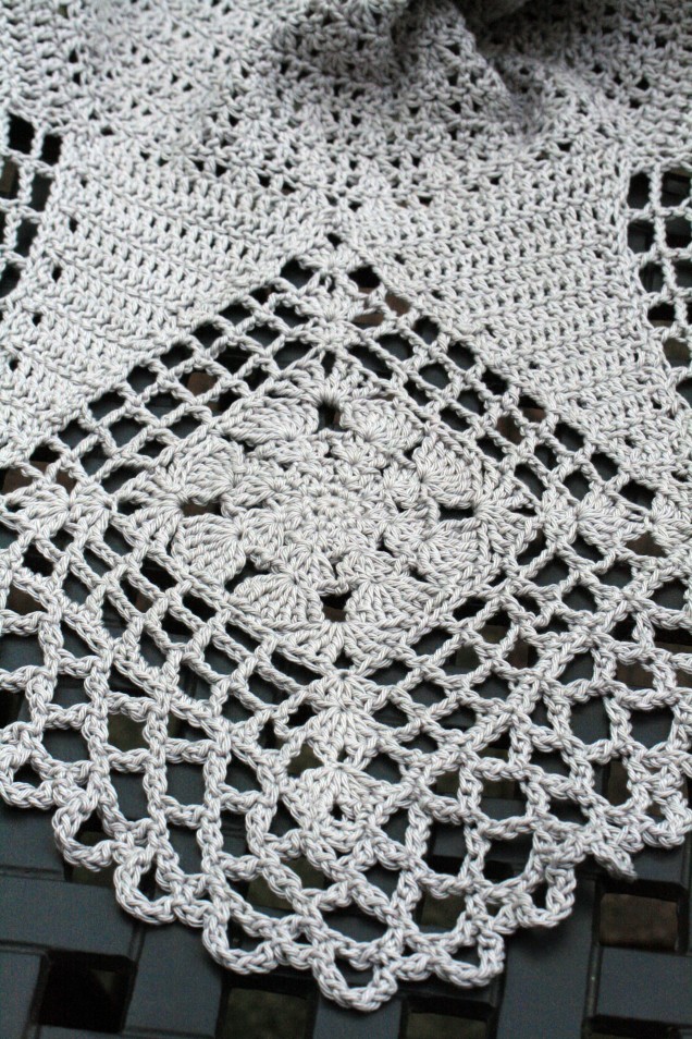 Crochet Skirt Hemline Square 2